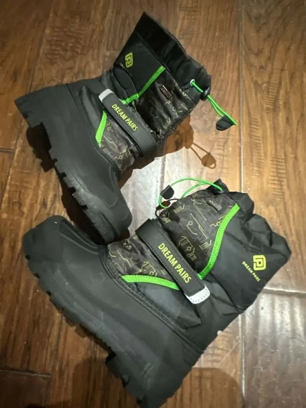 Dream Pairs Kamick Mid Calf Waterproof Winter Snow Boots Big Kids Size 4 Black N